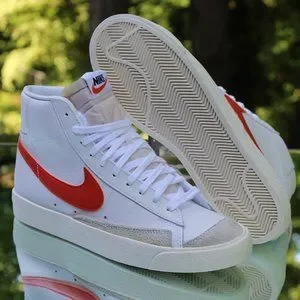 Nike Blazer Mid FTC ホワイト/レッド OG SB Dunk Low Sean Cliver | Canadianinsider News | A
